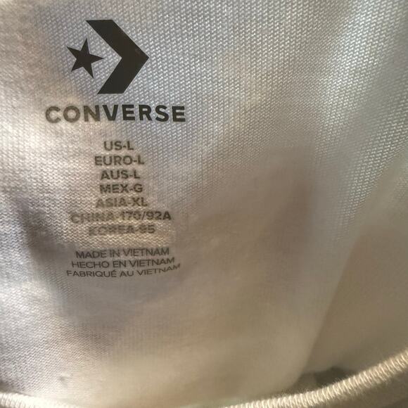 Converse Spray Paint Skull Graphic Boxy Cropped Tee, Women's Size Large, NWOT - Picture 5 of 9